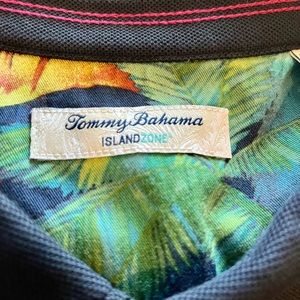Tommy Bahama Mens button down shirt